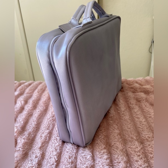 Zip toiletries bag - Picture 6 of 8